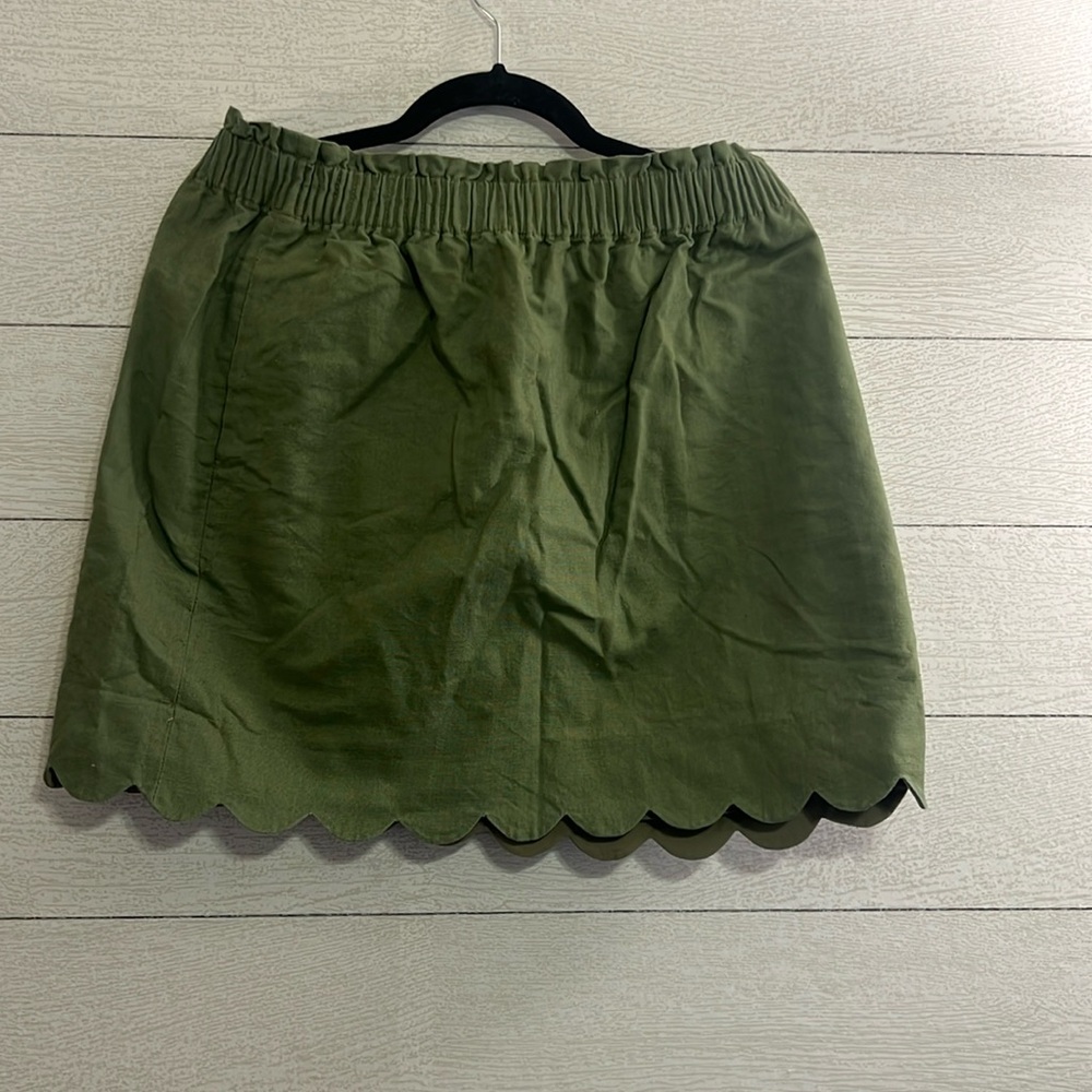 J. Crew Sidewalk Scalloped Skirt with Pockets
Size: 12
